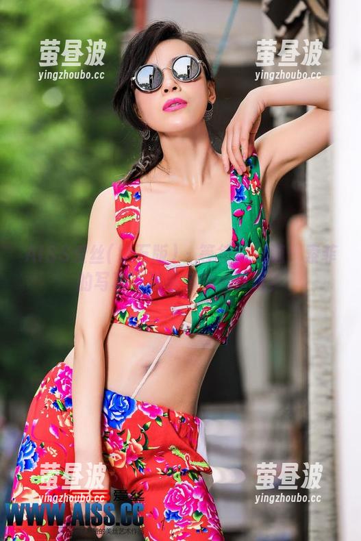 AISS爱丝(钻石版) - 等待的味道：索菲的写真里藏着多少心事呢？