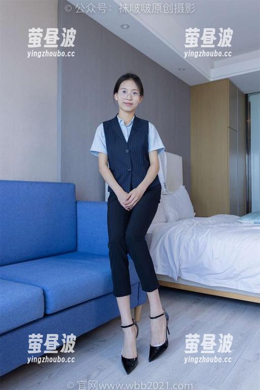 BoBoSocks袜啵啵-稚予 BoBoSocks袜啵啵 - 稚予的白丝之旅:原图中的厚厚真相