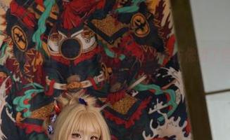 在Cat Demon喵崽的高清宇宙，肉丝cos仿佛组了团，其实只是散步。