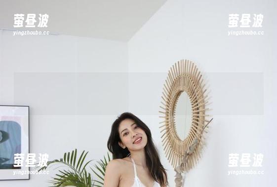 精选G.su(全智秀)的圣诞图片中，表情丰富到不行，演绎“颠覆圣诞传统”！