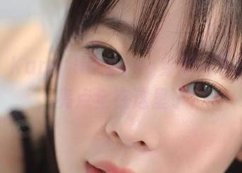 更新，Kang Inkyung穿起白色比基尼，亮点全在这里了！