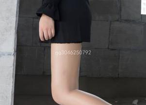 MSLASS梦丝女神 – 周雨的美图中，清新的气息仿佛在耳畔轻语