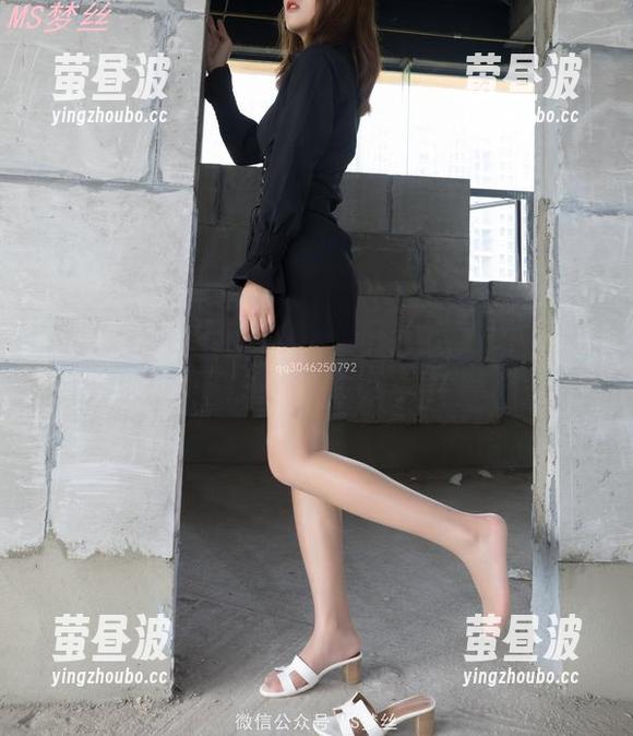 MSLASS梦丝女神 - 周雨的美图中，清新的气息仿佛在耳畔轻语