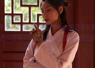 MiiTao蜜桃社 – 不要轻视咕噜Sweet的万圣节福利写真，看完后我只能说：“这是我看过的最有趣的事！”