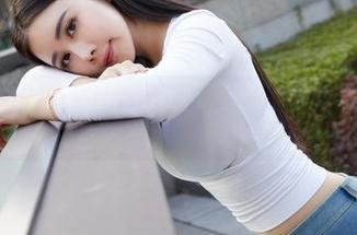 MiiTao蜜桃社 – 收起那些传统，露西Lucy的修女写真图片，反差萌满分！