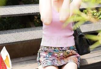 QingDouKe青豆客 – 艾小青与她的美图：女仆情怀不止于清洁…