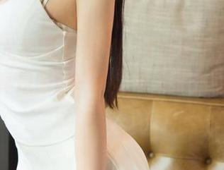 UGirls尤果网 – 看吧，沈诺馨的全套瑜伽图集，真是眼前一亮，骨头都快不认识自己了。