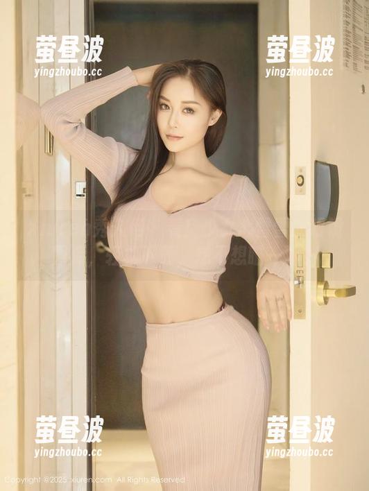 Xiuren秀人网 - 看！少女心雪雪的眼镜图库，轻松下载，想不想瞄一下？
