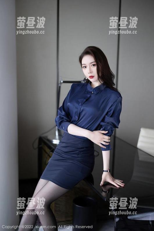 Xiuren秀人网 - “想做你的猫”职业装系列作品集更新，轻松洒脱的职场新秀？