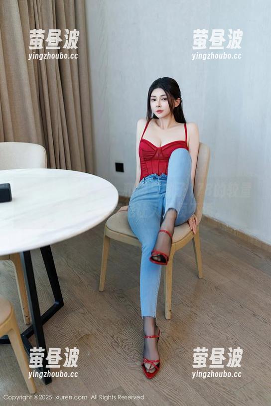 Xiuren秀人网 - 和服与柚子178的较量，高清作品真是让人捉摸不透。
