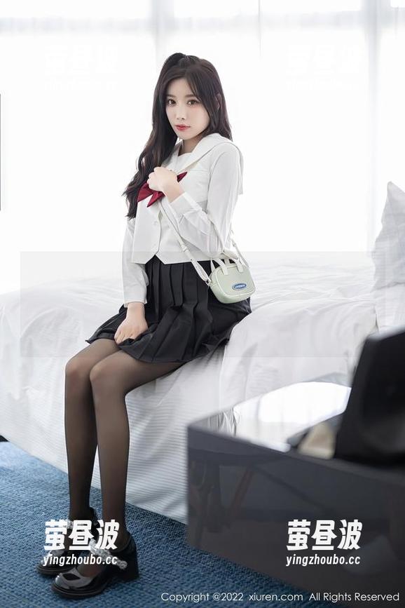 Xiuren秀人网-爱酱里 Xiuren秀人网 - 当爱酱里的美图与长腿相遇,哈哈,是不是就可以登上时尚杂志?