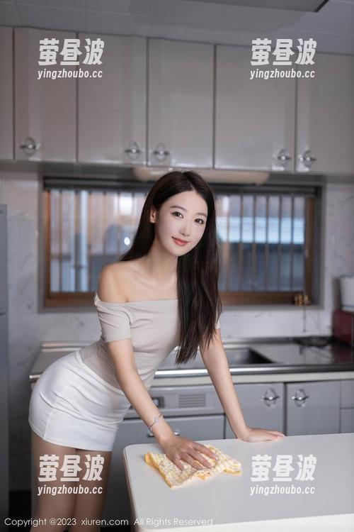 Xiuren秀人网-陈小喵 Xiuren秀人网 - 陈小喵究竟有多少黑丝蕾丝写真,合集里的每一张都能把我给迷住吗?