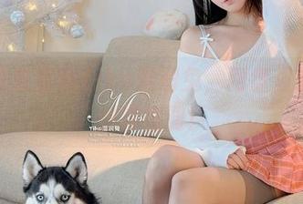 自助洗衣房和Yiko湿润兔，网盘里的写真别样情调！