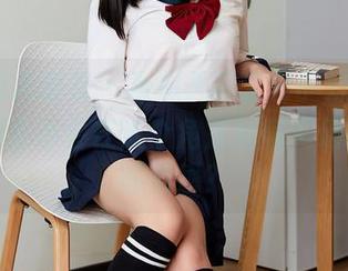 YouMi尤蜜荟 – 看似天真无邪的妹妹，井上雪樱会不会在某个角落隐藏其他更隐秘的情感？