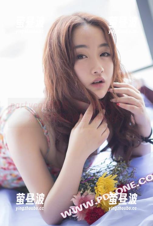 partycat轰趴猫 - 艾小青的泳池写真全集，难道是在水里开party？