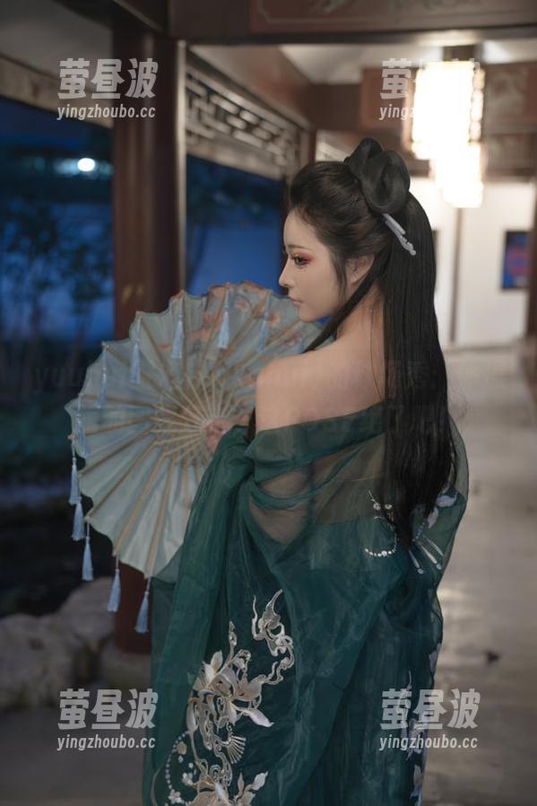yuuhui玉汇(kokuhui)的球场秀：体操服的图集分享，这POSE绝了吧！