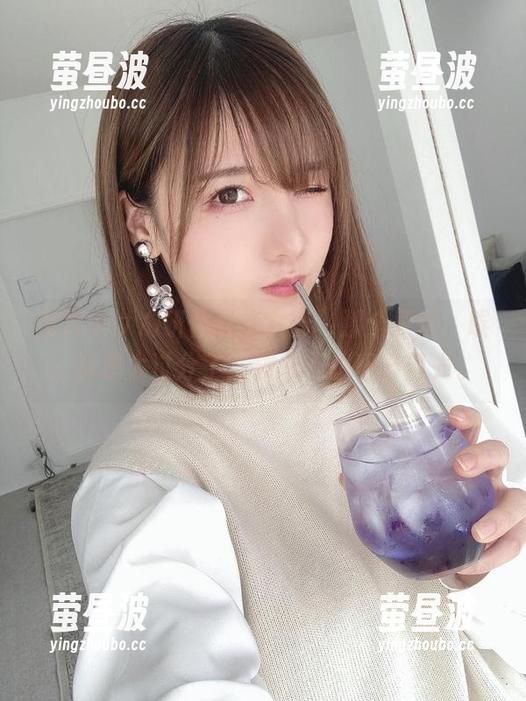 けん研 图片中けん研化身兔女郎,那个表情,唉,资源太过分了,根本不想移开目光。
