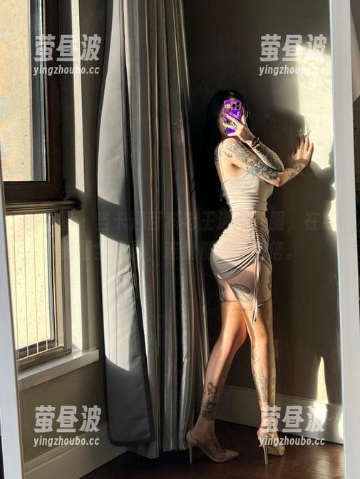 卡通百科老王 微密圈 - 当卡通百科老王遇上礼服,在线美图全记录,连我都不敢相信。