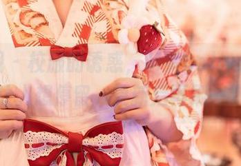 嗲囡囡 – 校服的诱惑，M梦baby最新美图让人想停留，更新后再刷一次！