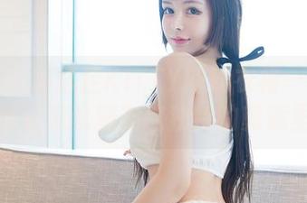 嗲囡囡 – 施忆佳KITTY的连衣裙—是不是免费资源就藏在这独特的剪裁里？