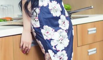 头条女神 – 瑞宝儿最新写真：当修女展露另一面