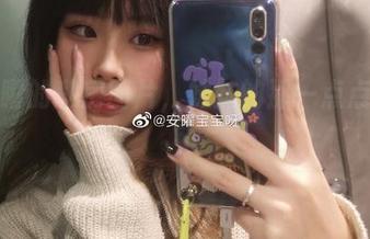 安曜曜的私房图片，妹妹的那一点点小刁钻