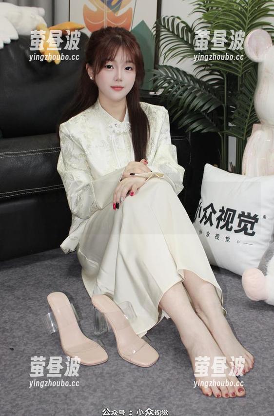 小众视觉 - 浴缸不只是泡泡澡，小薯条更新作品集来挑战常规。