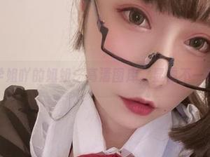 小泉学姐吖的姐姐：高清图库，显露不一样的你
