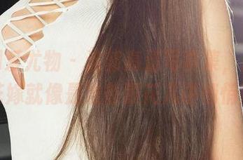 尤果网爱尤物 – 这部高清写真集，孟十朵的花嫁就像是准备跟花儿讲悄悄话！