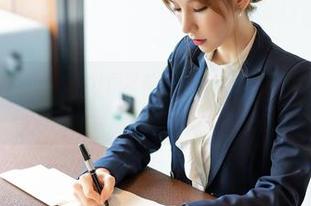 尤蜜荟 – 套图里的Carol周妍希，毫无防备地展现她的温柔，祝我好运。