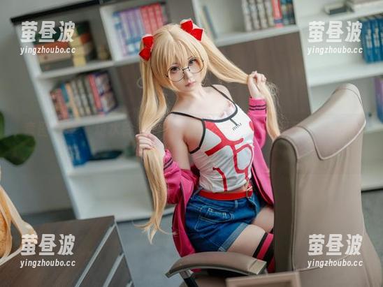 套图分享：幼水铃衣开启白裙模式，这幅画风，我要截图！