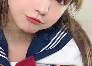 微密圈 – 张思允的连衣裙全集，写真竟让我想到那种从未放下的老旧情书，有点苍老又异常清新。