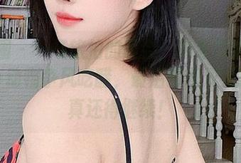 微密圈 – 一场旅拍的误会：张老师跟图片里的小动物争风吃醋，最后却双双无辜，写真还得继续！