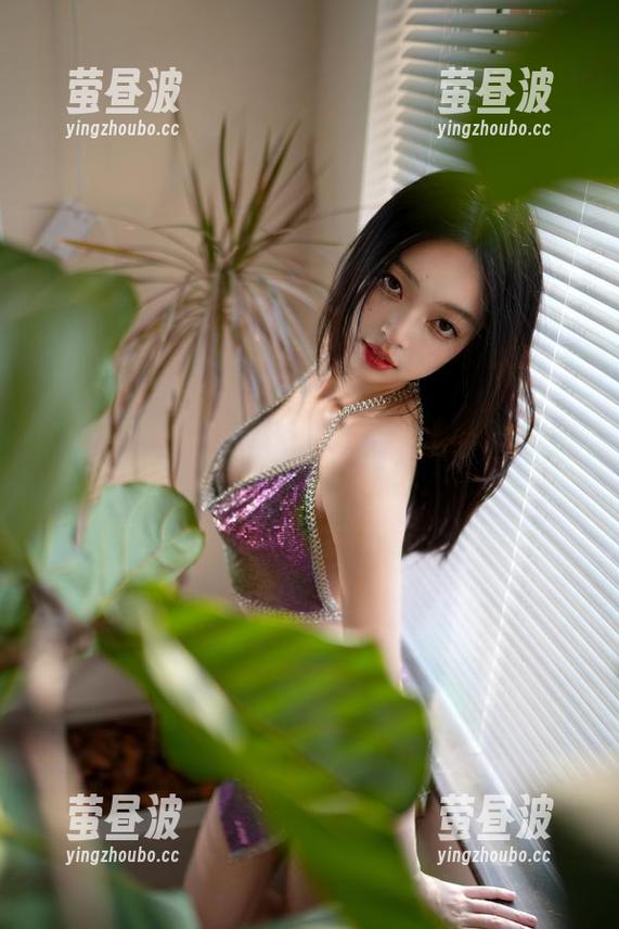 微密圈 - 徐珺大哥出镜——白衬衫的原图放大版，真有意思