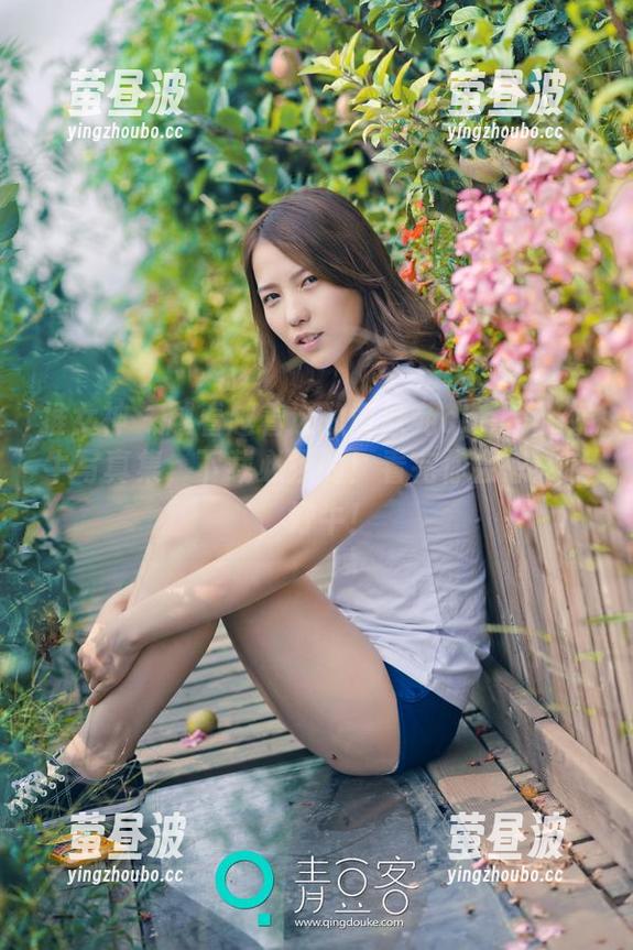 推女神-黄歆苑chobits 推女神 - 越看越着迷的黄歆苑chobits奶牛写真集,下载必须的!看完你会想:哇,好牛!