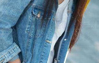 推女郎 – 刘海的杨伊+定制泳装=我脑海中开始自编自导的夏天电影