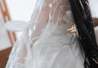 原图直击：樱落酱w的内衣写真，果然是“意外”之美