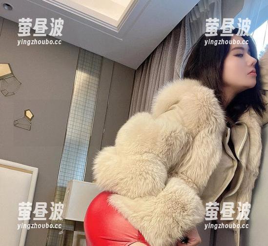 微密圈 - 私拍大集合：水蜜桃米米的绿丝与内衣小实验