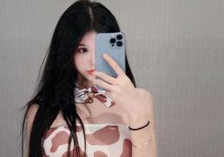 微密圈 – 私房时间：沈汝凡超哇塞与蕾丝的亲密“合作”，开个脑洞吧！