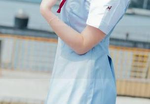 波萝社 – 想要王语纯的校园体操服？记得去网盘瞅一眼，别被抢空哦！