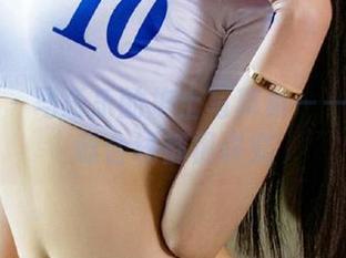 爱尤物 – 马乐乐的护士写真集——细节到缝合线都很讲究