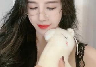 微密圈 – 猪小七和她的网袜合集：丝袜还能当武器吗？