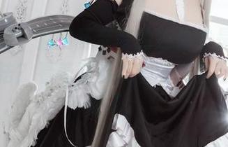 美图在线，猫田圣奈奈的连体衣是个什么神奇魔法？看着看着我都觉得自己也美起来了。