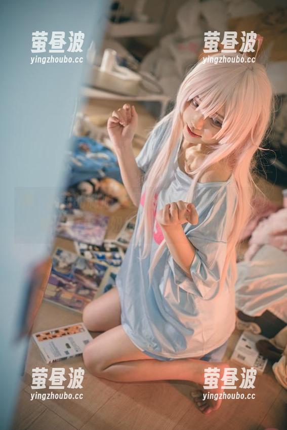 神沢永莉的制服套图上线，下载一份又何妨，反正本妞也只是在品味而已。