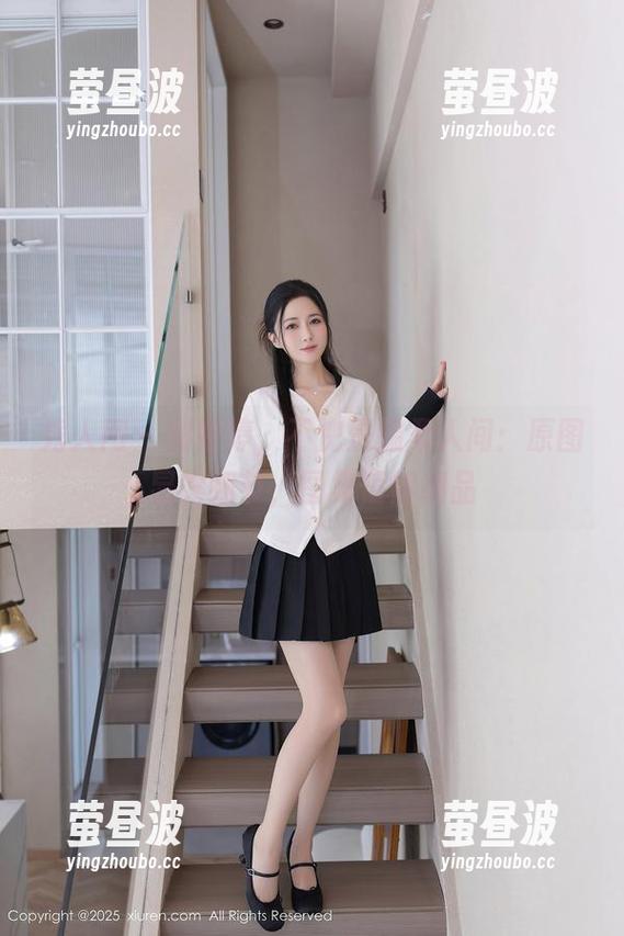 秀人网-刘婷婷 秀人网 - 刘婷婷,不愧是温柔人间:原图显露细节,图集值得细品