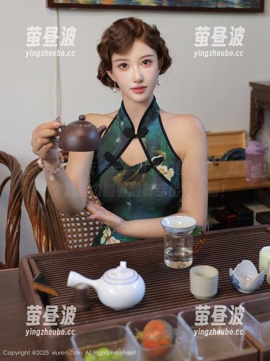 秀人网-李可儿 秀人网 - 皮衣——李可儿的图集中,就差一个超能力能够随时穿出好心情!