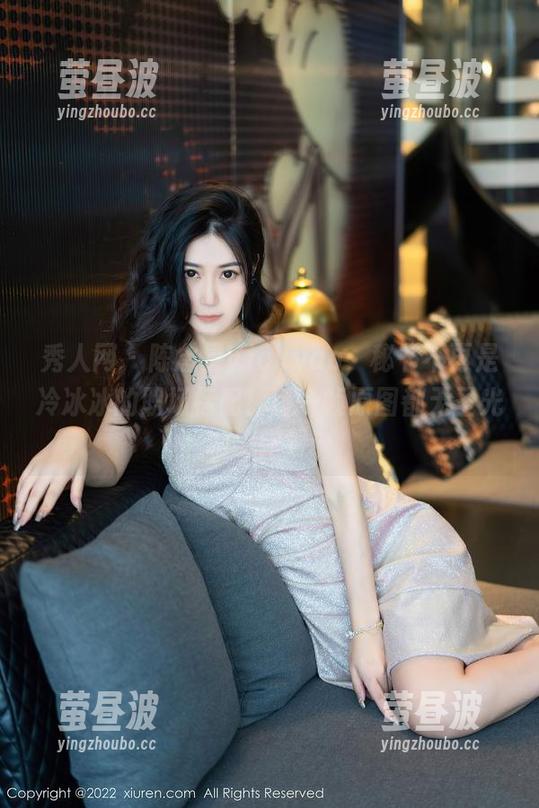 秀人网 - 陈念灵Vickyao，秘书不再是冷冰冰的职场标配！每一帧原图都无圣光地流露着…