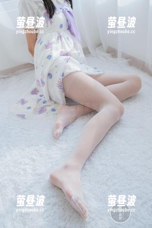 稚乖画册-赤西夜夜 稚乖画册 - 赤西夜夜携手学妹,原图里言外之意:看我这逼格!