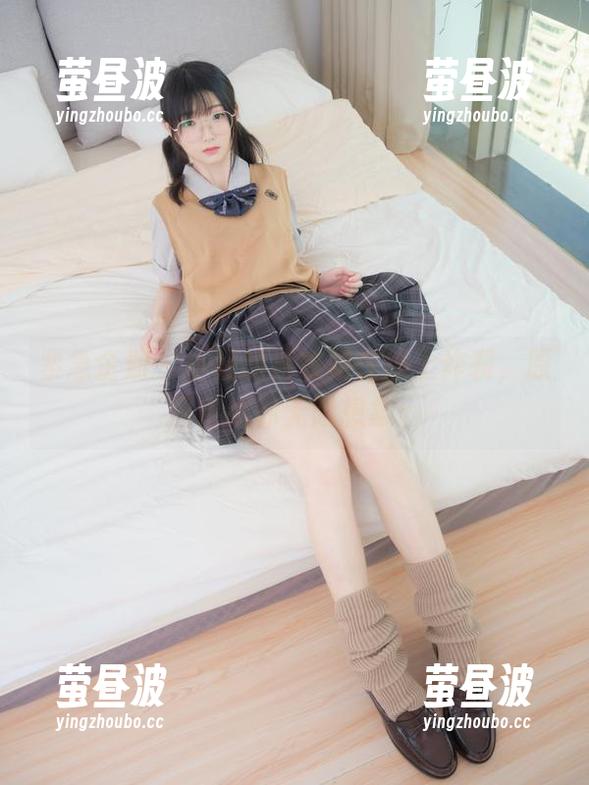 紧急企划 - 小婕的连衣裙在线上炸裂，原图留给你无限想象。