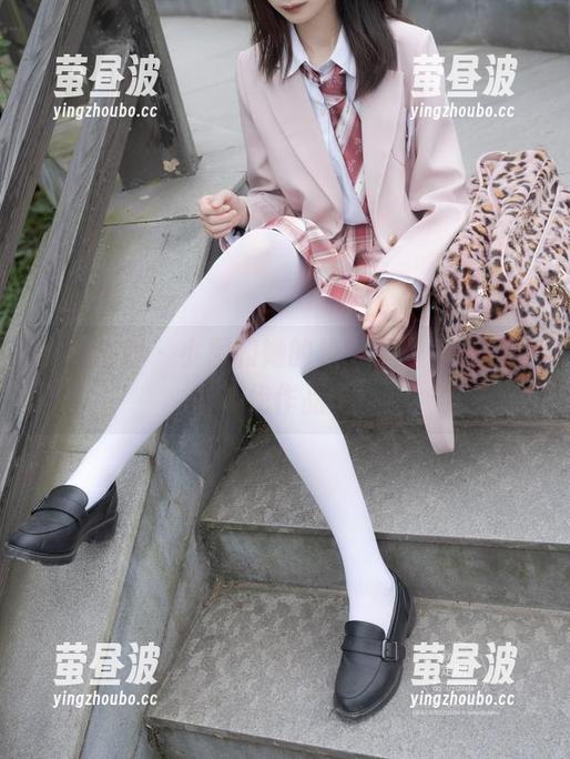 紧急企划 - 小恩和她的校园风景，快去网盘找找作品吧！